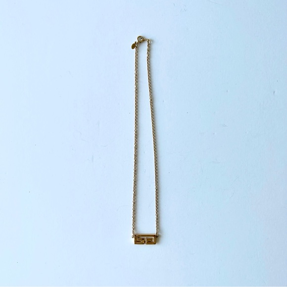 Givenchy Necklace - Picture 7 of 10